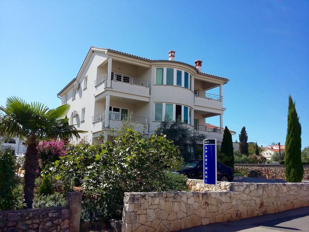 Apartments Kovacic Malinska Exteriér fotografie